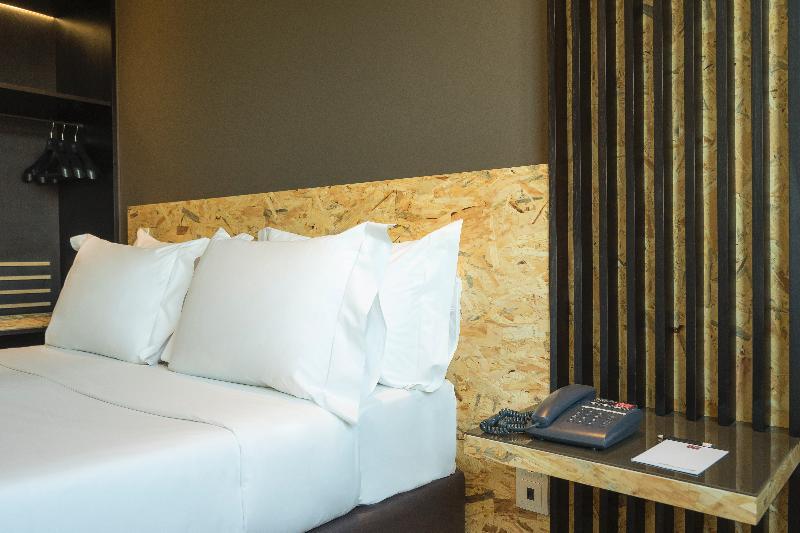 Hotel Hf Tuela Ala Sul 3*