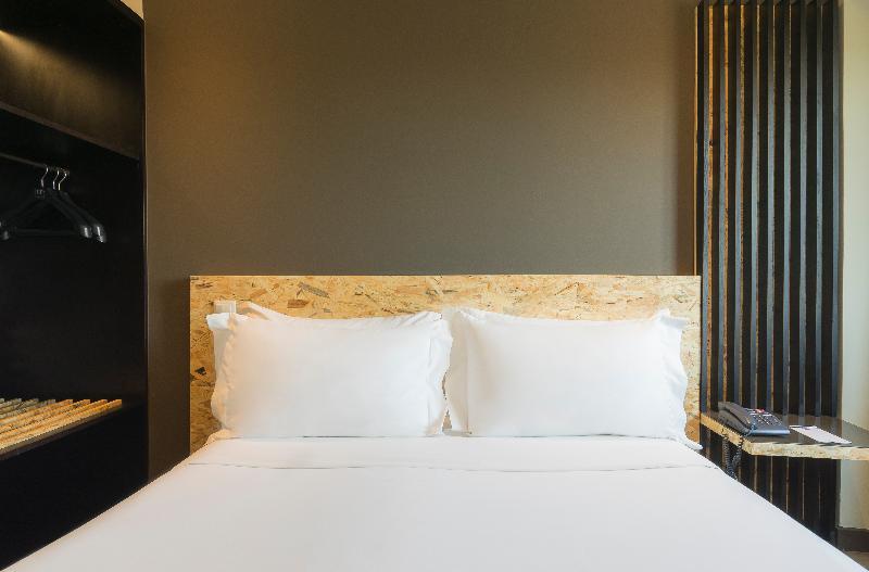 Hotel Hf Tuela Ala Sul 3*